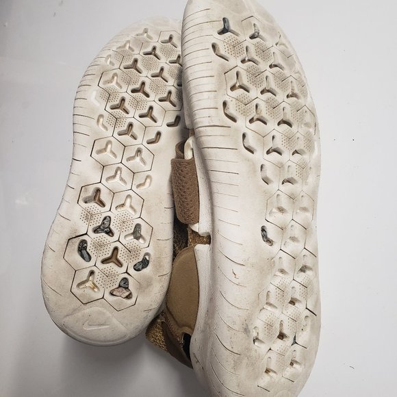 Nike Free RN Motion Flyknit 2018 Golden Beige Sz 8 - Picture 2 of 6